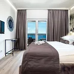 Luxury Paradise 120m From Sandy Beach, Heated Pool, Billiard, Max 12 Pax * Дуче