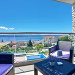 Вилла Luxury Paradise 120m From Sandy Beach, Heated Pool, Billiard, Max 12 Pax Дуче